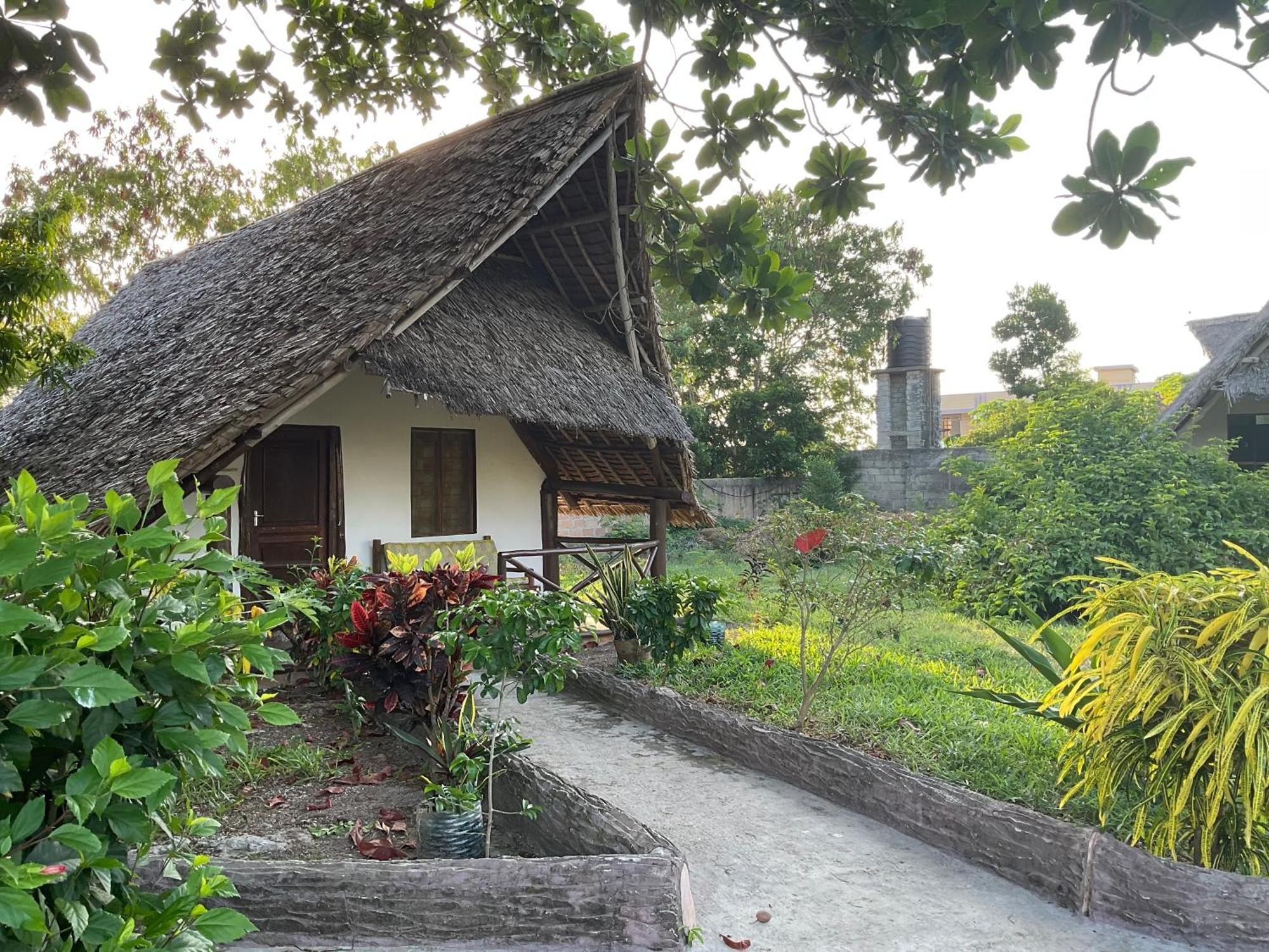Zanzi Rest Bungalow Nungwi Eksteriør bilde